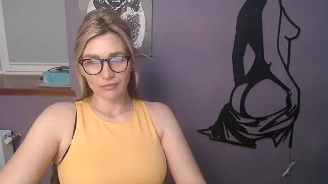 Snapshot of _sexy_lady chatting on May 2026 12:13:02 PM sexy lady online show from May 2026 12:13:02 PM