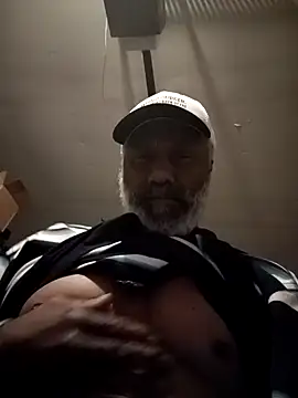 Snapshot of yasohw chatting on January 2025 10:24:01 PM yasohw online show from January 2025 10:24:01 PM