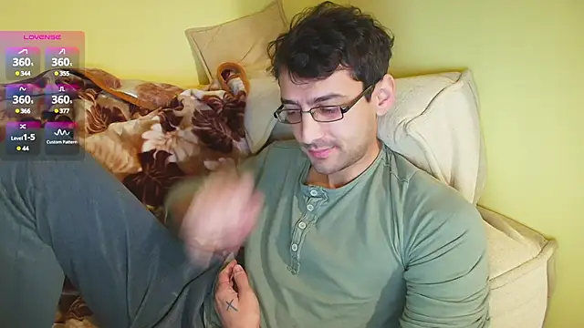 HungEddy online show from March 2025 08:26:02 PM