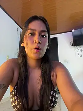 ALANAH KITTY online show from October 2025 08:20:02 PM