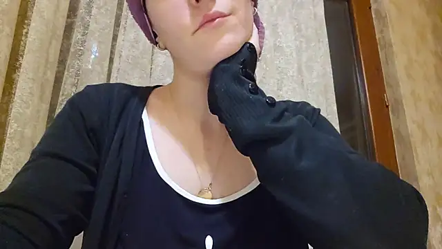 Snapshot of AlejandraDelaney chatting on March 2025 01:18:02 PM AlejandraDelaney online show from March 2025 01:18:02 PM