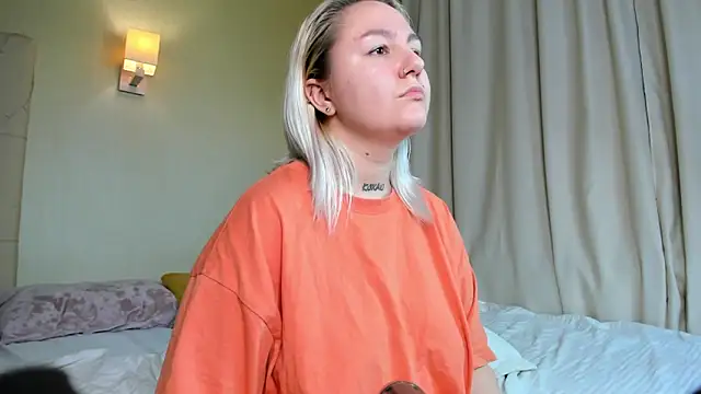 Debbie Taylor online show from December 2024 09:08:01 PM