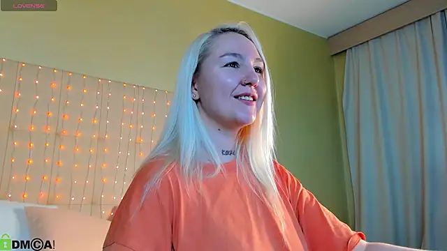 Snapshot of Debbie_Taylor chatting on June 2026 05:23:01 PM Debbie Taylor online show from June 2026 05:23:01 PM