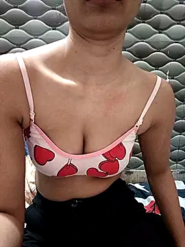 Rajni-Mehra online show from February 2026 05:34:02 AM