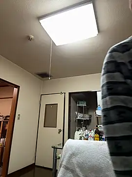 SaneService9 online show from November 2025 06:53:02 PM