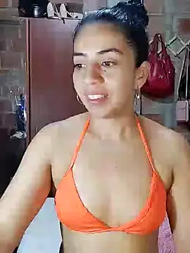 Snapshot of anngela01 chatting on January 2025 11:07:01 PM anngela01 online show from January 2025 11:07:01 PM