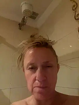 issa soto  online show from September 2025 04:45:02 PM