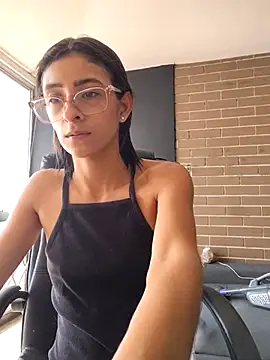 thedianakaro online show from February 2026 02:33:01 PM