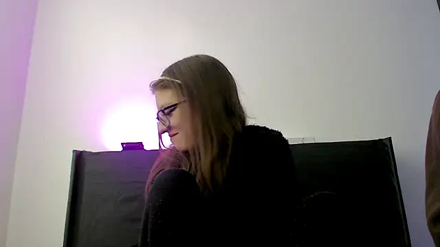 Aurora blossom   online show from December 2025 09:43:01 PM