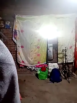 yovana13 online show from November 2025 03:01:01 AM