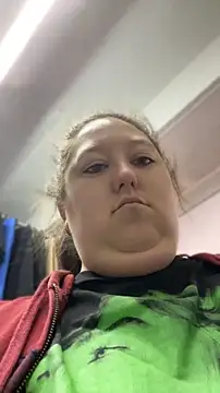 Chloee ep online show from April 2026 12:39:01 PM