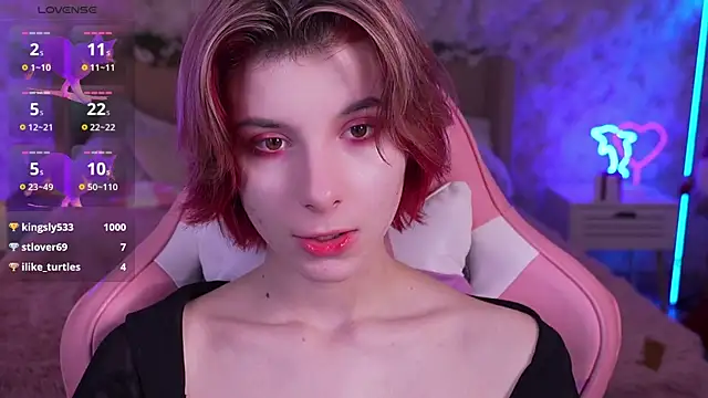 HaylaAmber online show from December 2024 11:20:01 PM