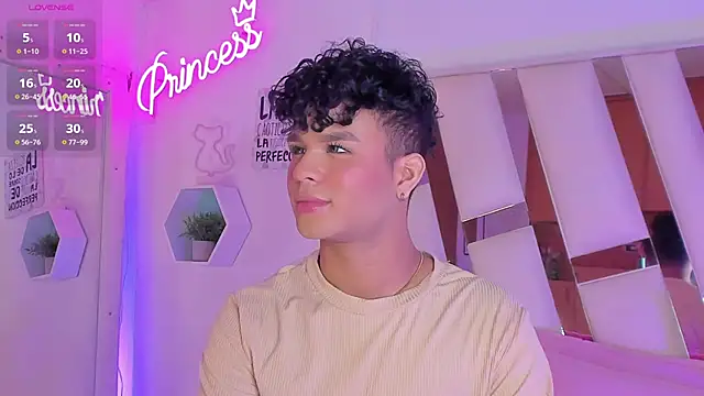 EthanCollens online show from January 2025 09:16:01 PM