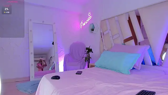 EthanCollens online show from October 2025 10:04:02 PM