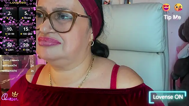 Gia Nahomi online show from May 2026 12:40:02 AM