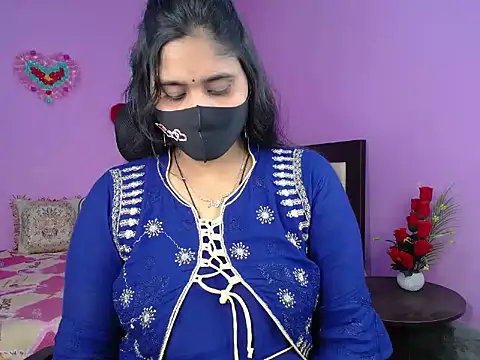 Hot Maleka online show from February 2026 05:00:02 PM