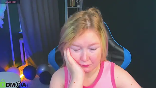 Sara Robinson online show from October 2025 08:12:01 AM