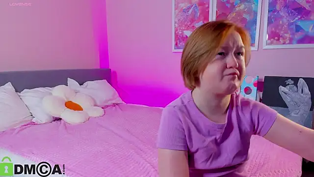 Sara Robinson online show from November 2025 02:56:02 AM