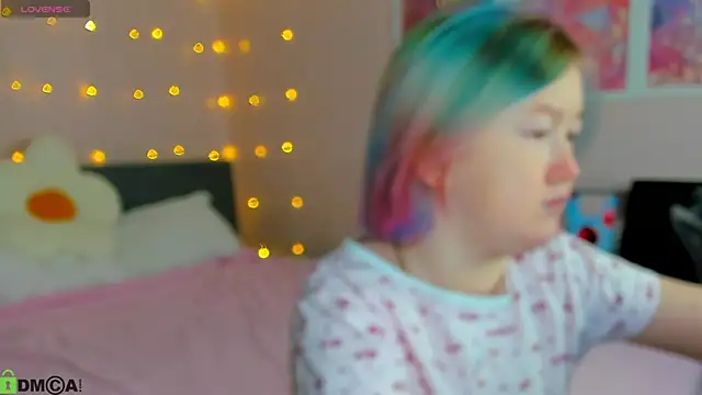 Snapshot of Sara_Robinson chatting on January 2026 02:59:02 AM Sara Robinson online show from January 2026 02:59:02 AM