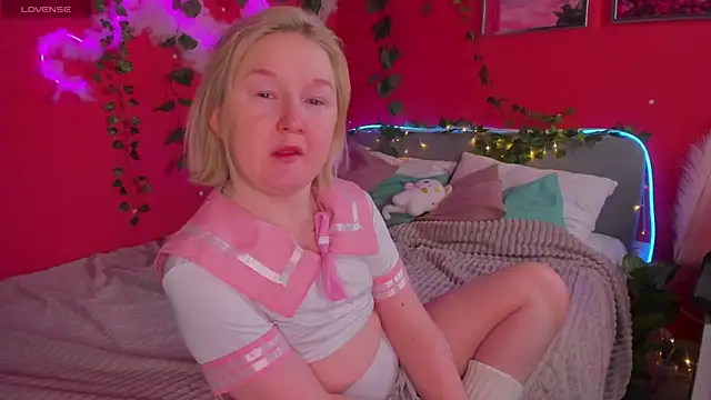 Snapshot of Sara_Robinson chatting on March 2026 02:59:02 AM Sara Robinson online show from March 2026 02:59:02 AM