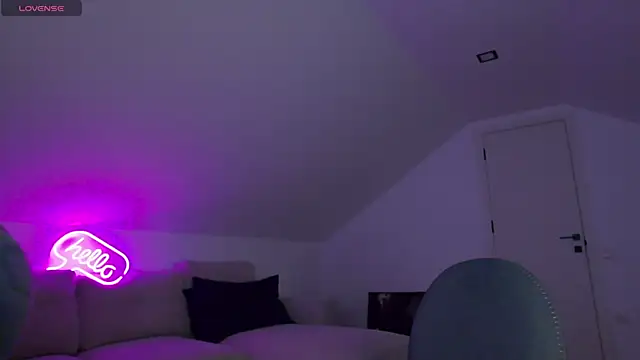 KhloeK online show from April 2026 07:53:01 AM