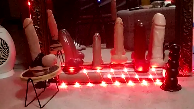 Snapshot of SlammyDjr chatting on December 2024 12:03:01 PM SlammyDjr online show from December 2024 12:03:01 PM