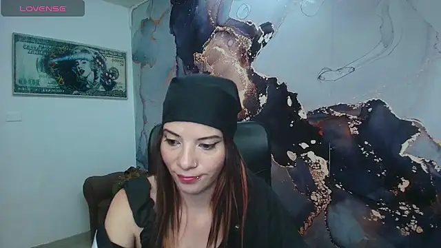 DanaaRey online show from October 2025 04:26:02 PM