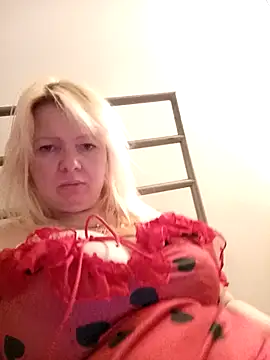 Snapshot of Lauri_scherri chatting on May 2026 10:59:01 PM Lauri scherri online show from May 2026 10:59:01 PM