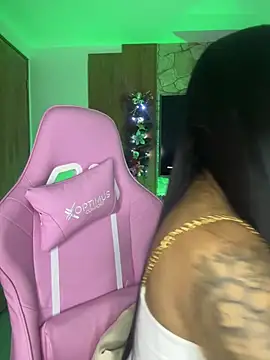 Tamara Roberts1 online show from December 2024 02:08:02 AM