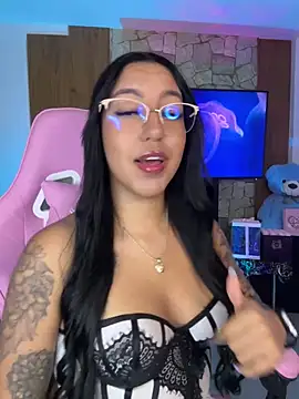 Tamara Roberts1 online show from March 2025 05:33:02 AM