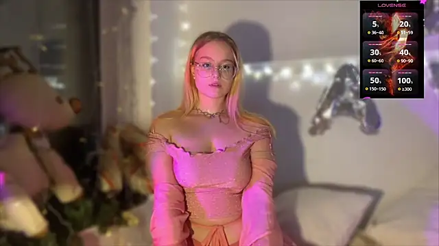 JacyWinslat online show from January 2025 05:42:02 PM