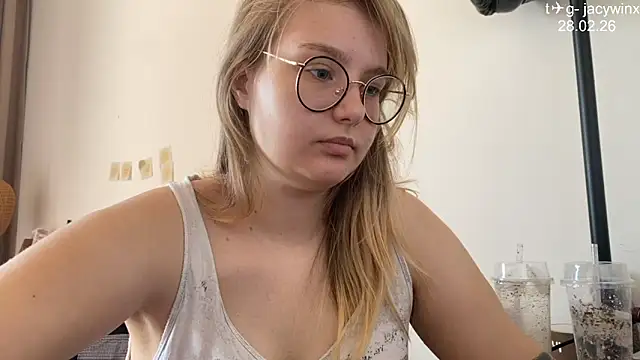 JacyWinslat online show from February 2026 07:20:02 AM