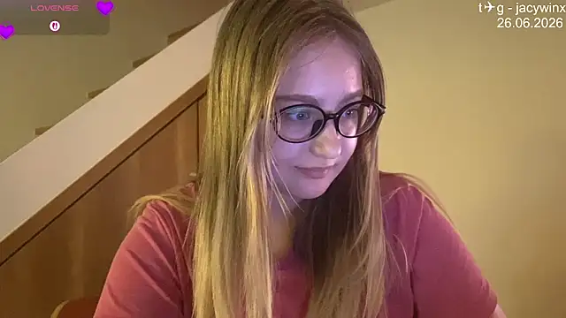 Snapshot of JacyWinslat chatting on June 2026 10:52:02 AM JacyWinslat online show from June 2026 10:52:02 AM