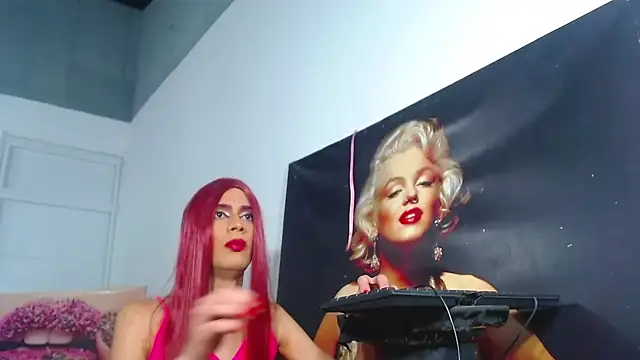 Snapshot of DOMINANTE_KLOE_ chatting on January 2025 03:59:01 AM DOMINANTE KLOE online show from January 2025 03:59:01 AM