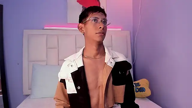 Snapshot of Nick_Collins18 chatting on February 2026 08:05:01 PM Nick Collins18 online show from February 2026 08:05:01 PM