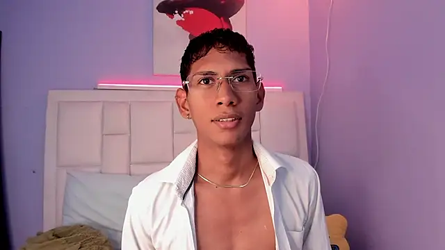 Snapshot of Nick_Collins18 chatting on February 2026 08:27:01 PM Nick Collins18 online show from February 2026 08:27:01 PM