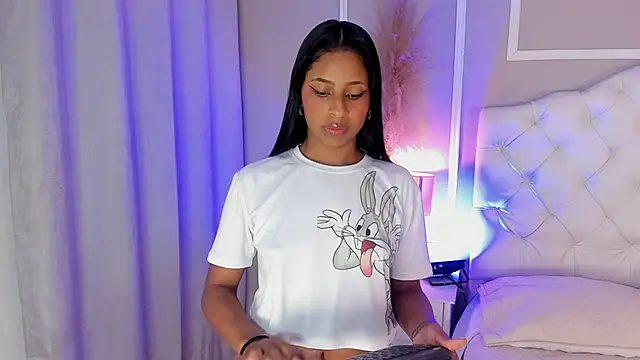 Snapshot of evelyn_evony chatting on December 2024 06:22:02 AM evelyn evony online show from December 2024 06:22:02 AM