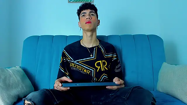 NeoRaptis online show from March 2025 08:16:02 PM