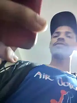 Snapshot of elmataculo123 chatting on November 2025 11:48:01 PM elmataculo123 online show from November 2025 11:48:01 PM