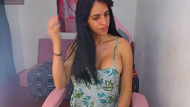 Snapshot of vittorialombardi__ chatting on July 2026 09:18:01 AM vittorialombardi online show from July 2026 09:18:01 AM