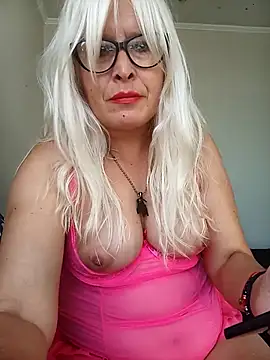 Rousmk1 online show from February 2025 01:30:01 PM