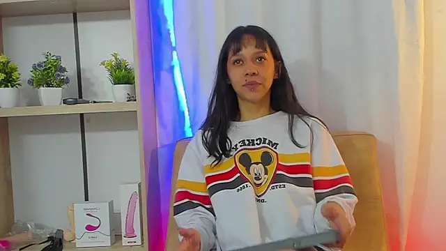 Snapshot of ladynemesis chatting on February 2025 01:23:02 AM ladynemesis online show from February 2025 01:23:02 AM