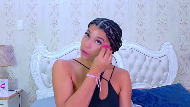 TiaraRosse online show from September 2025 12:27:02 PM