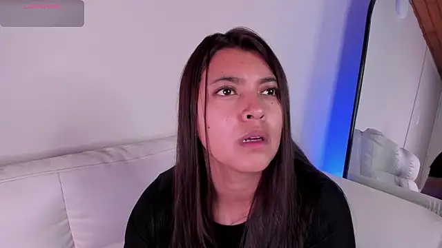 Rebeca Williams  online show from October 2025 11:25:01 AM