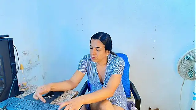 Oh Tique online show from March 2026 02:44:01 PM