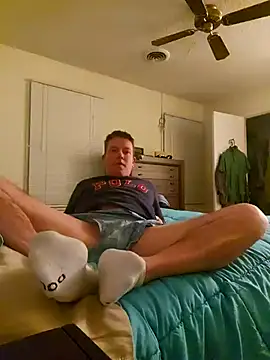 Bigtater1999 online show from February 2026 03:04:01 AM