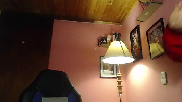 bunnyemilyrose36 online show from February 2025 08:06:01 AM