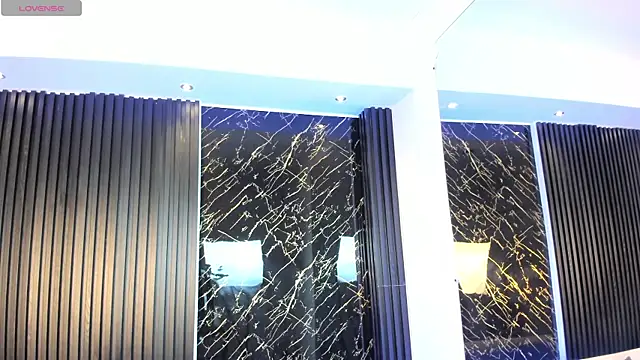 Aaron Scoot online show from December 2025 02:46:02 PM