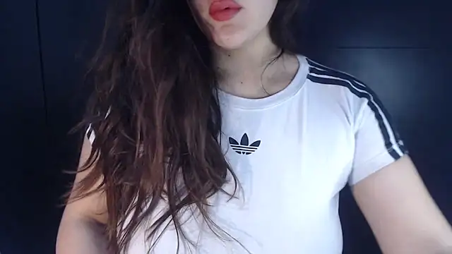 AdharaLujan online show from January 2026 11:14:02 AM