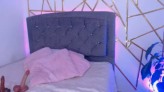 Zara47sweet online show from February 2026 01:20:02 AM